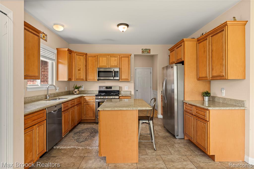 5142 Trailwood Lane, Warren, MI 48092 — Photo 10