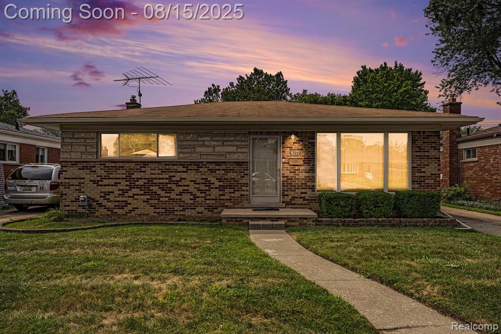 8277 Gary Avenue, Westland, MI — Photo 16
