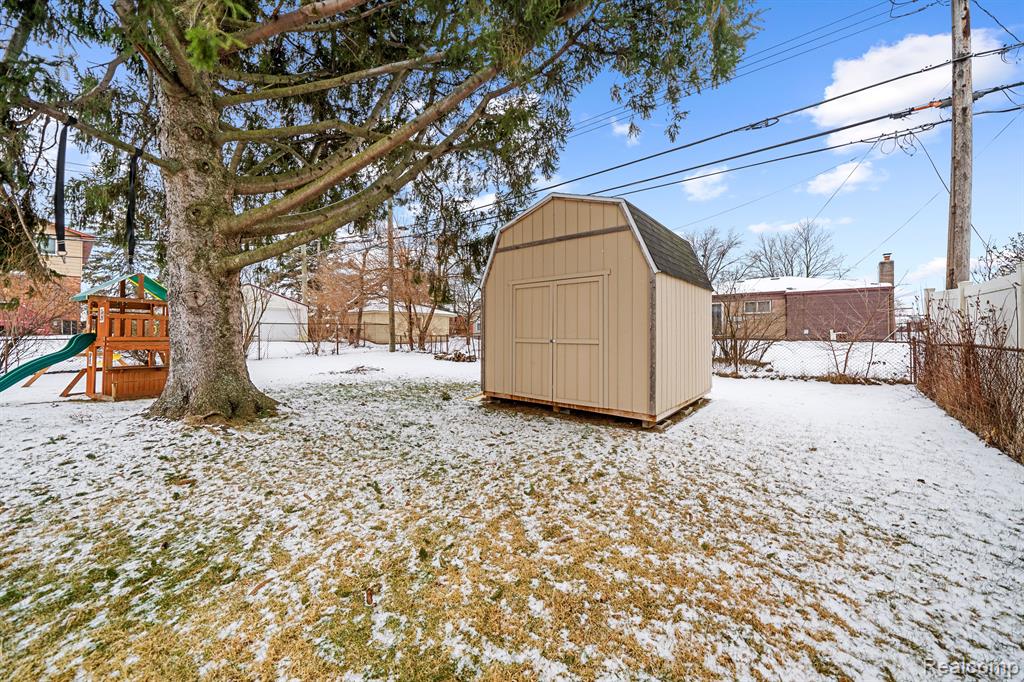 7249 MOHAWK Street, Westland, MI — Photo 39