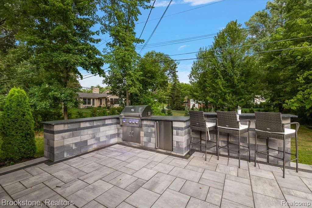 711 Hickory Heights Drive, Bloomfield Hills, MI 48304 — Photo 36