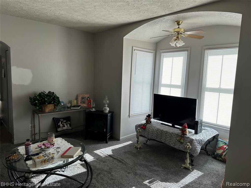 823 Alger Street, Howell, MI 48843 — Photo 8
