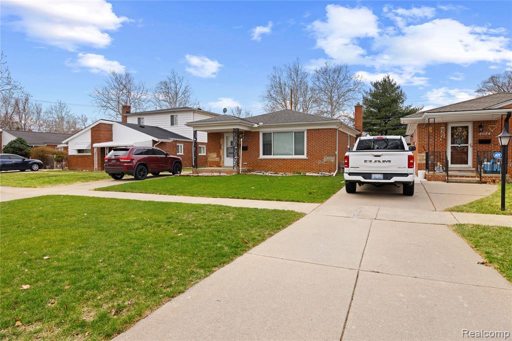 4692 McKinley Street, Dearborn Heights, MI 48125 — Photo 3