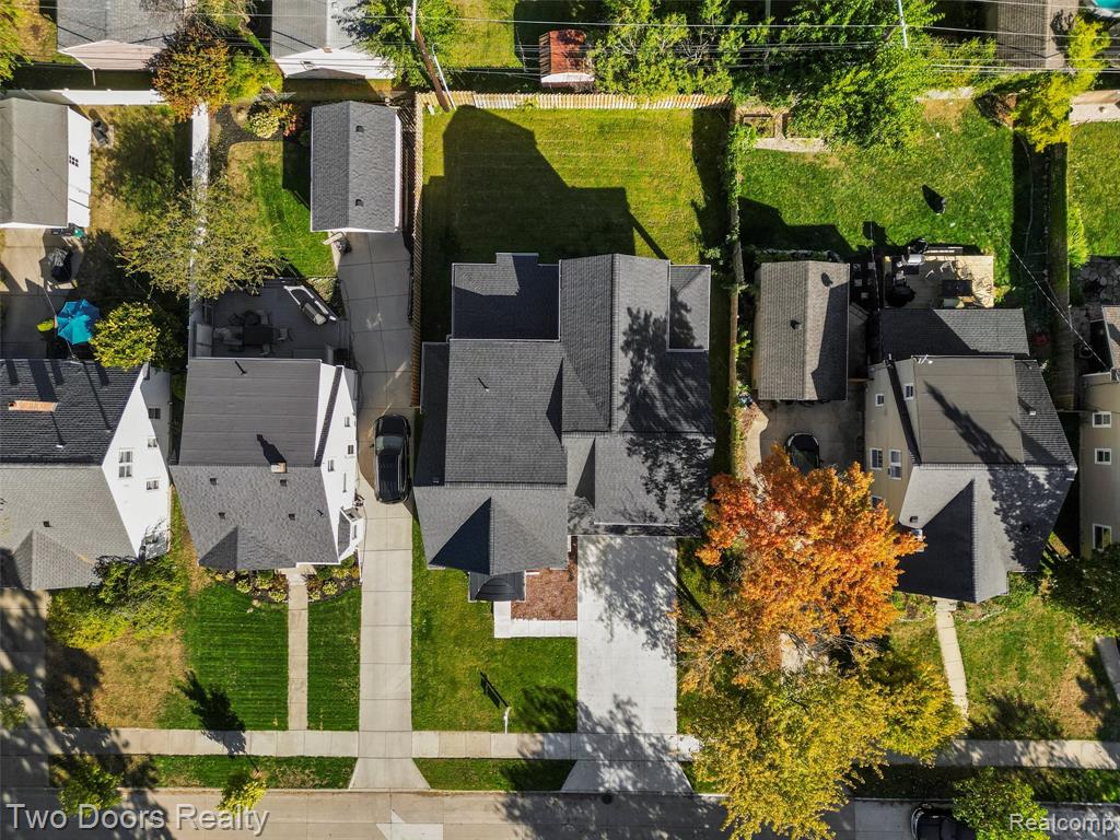 820 OAKRIDGE Avenue, Royal Oak, MI 48067 — Photo 66