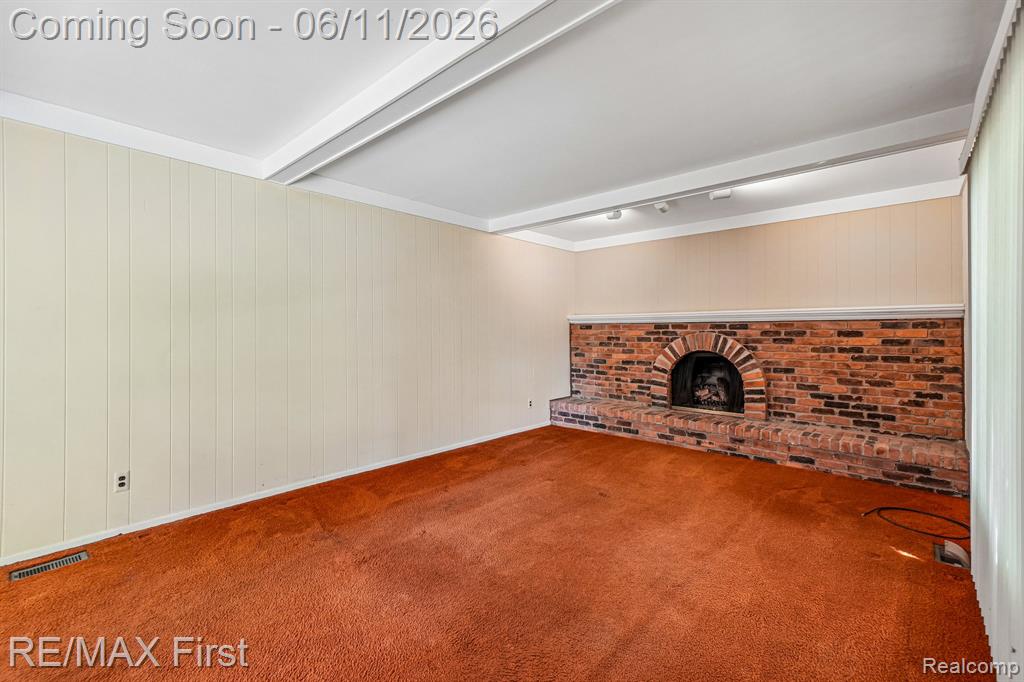 5950 Diamond Drive, Troy, MI 48085 — Photo 11
