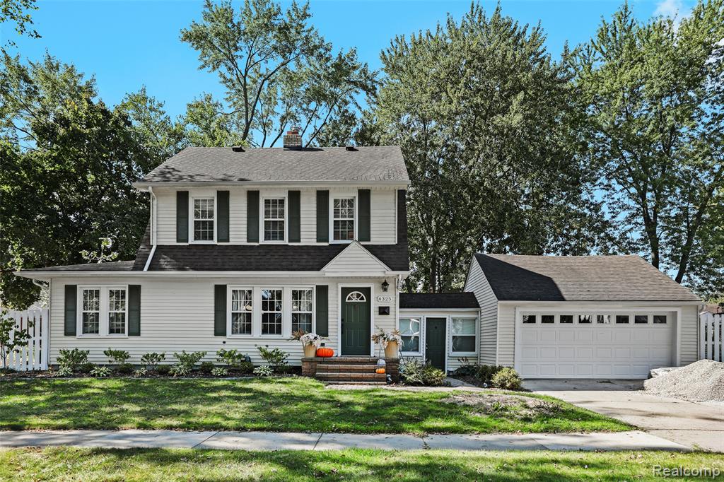 4325 Olivia Avenue, Royal Oak, MI 48073 — front exterior