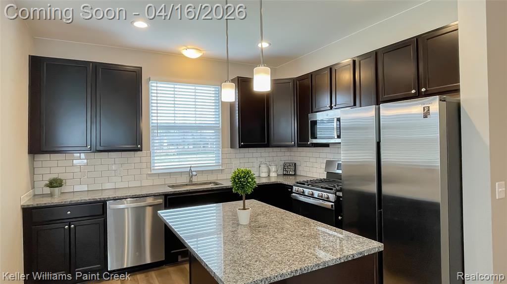4957 Treeside Lane, Troy, MI 48098 — Photo 3