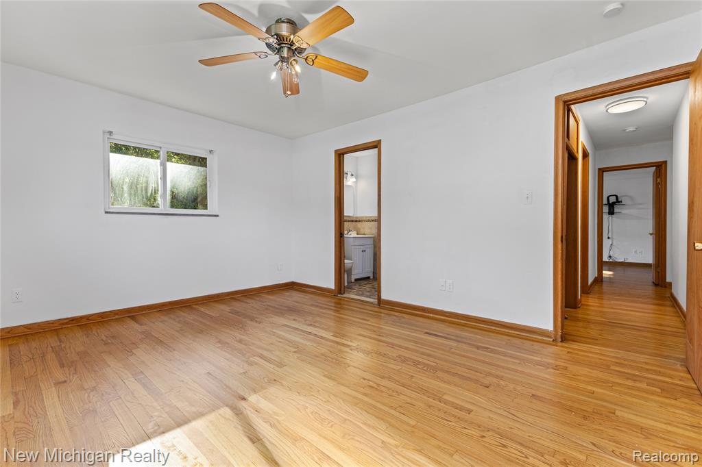 8359 Chicago Road, Warren, MI 48093 — Photo 34