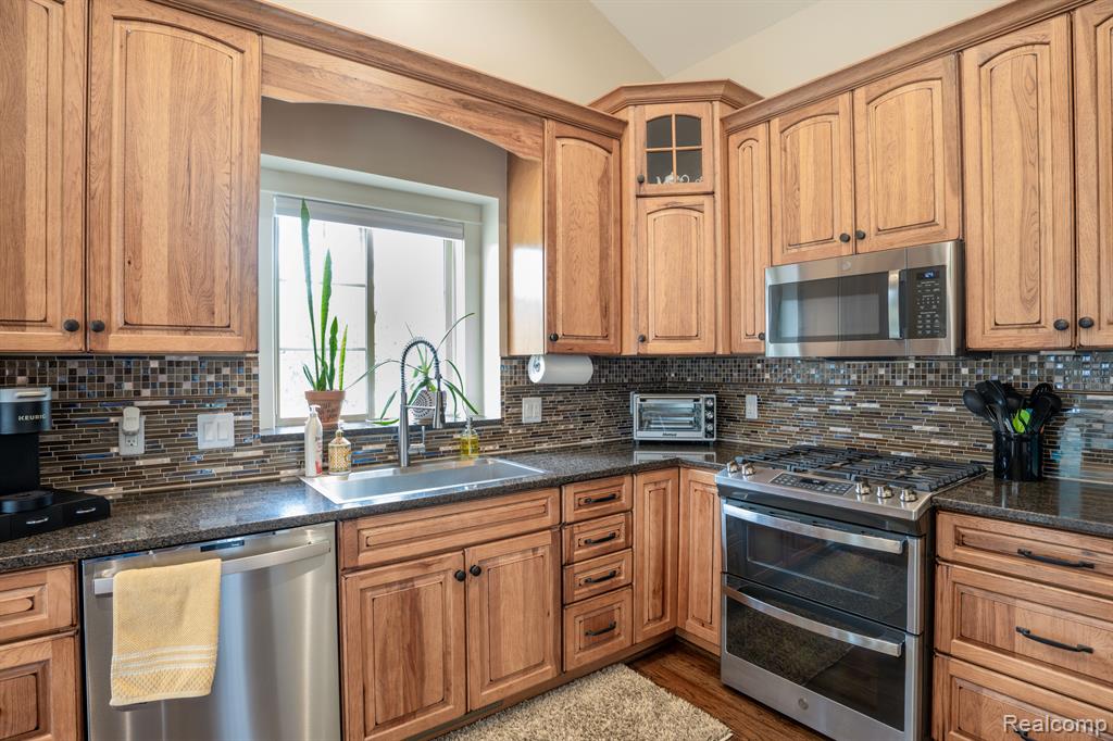4936 PAULA Avenue, Clarkston, MI — Photo 11