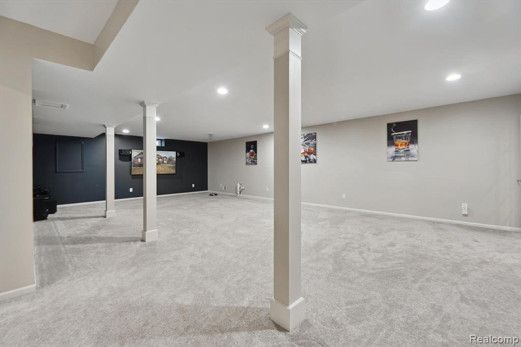 4409 BRIGHTON Drive, Grand Blanc, MI 48439 — Photo 48