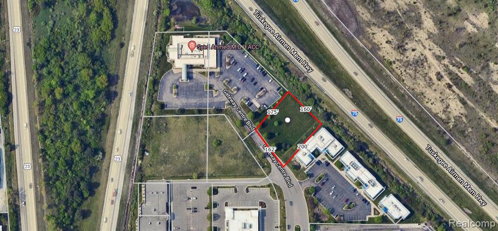 5131 Gateway Center Boulevard, Flint, MI 48507 — Photo 2