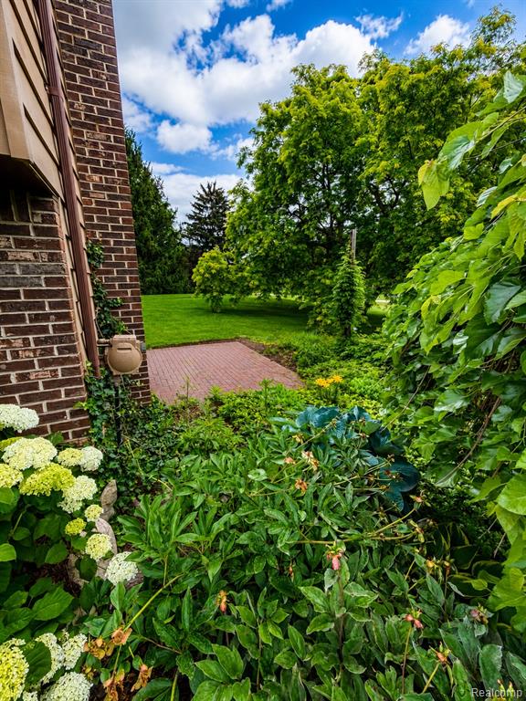 977 Mary Drive, Lapeer, MI 48446 — Photo 9