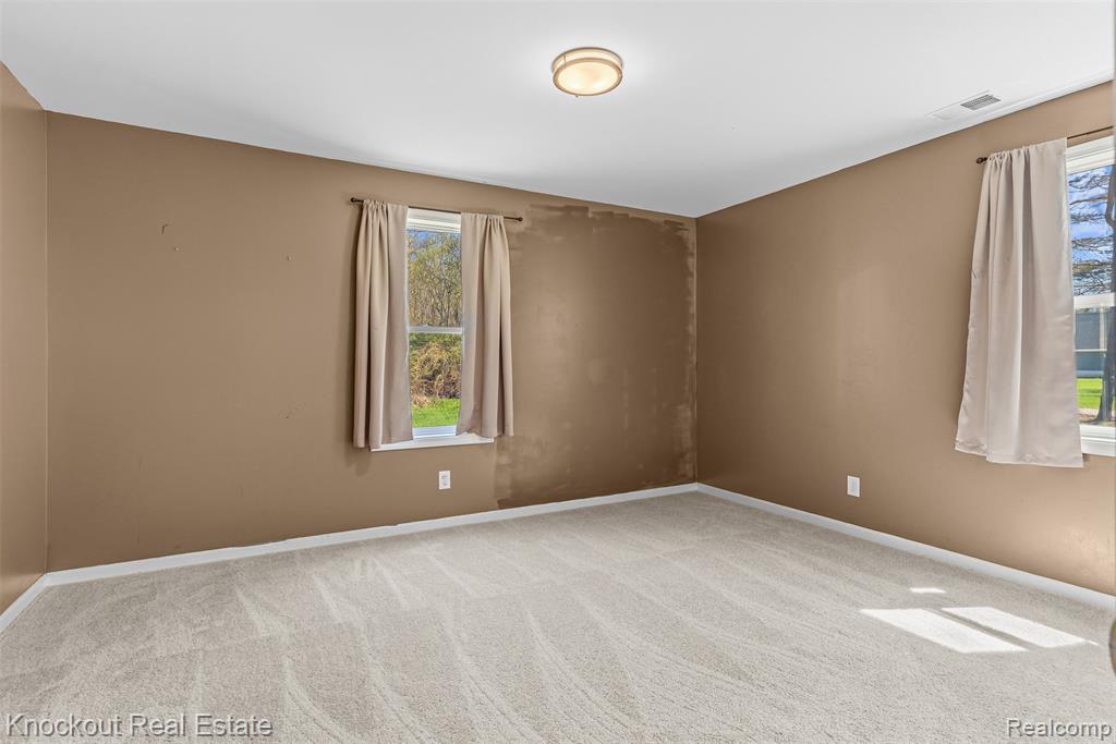 9060 N McKinley Road, Flushing, MI 48433 — Photo 13