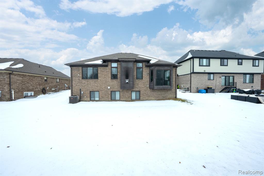 19853 Chase Drive, Macomb, MI 48042 — Photo 42