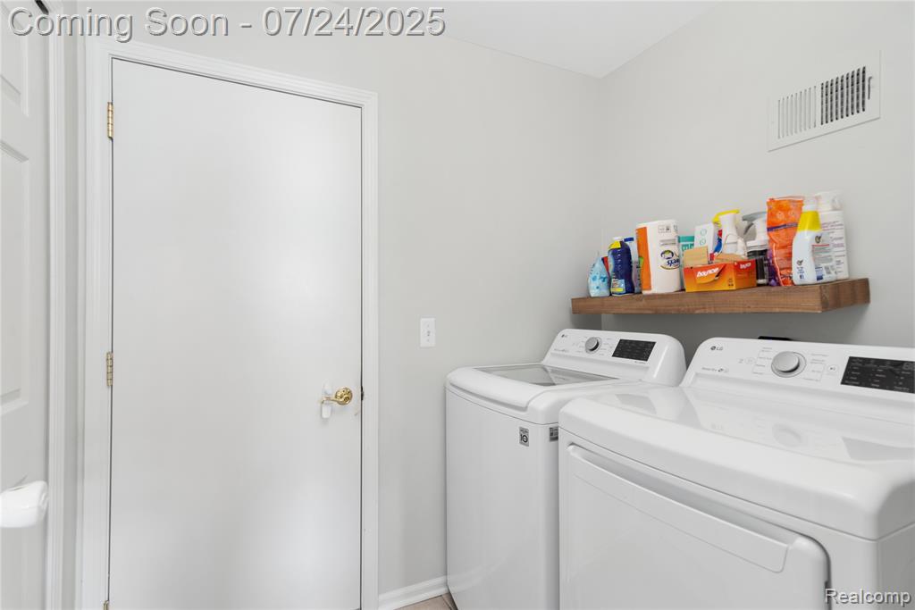1725 Bridgewater Drive, Ypsilanti, MI 48198 — Photo 10