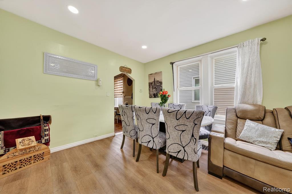 5424 Bingham St, Dearborn, MI 48126 — Photo 10