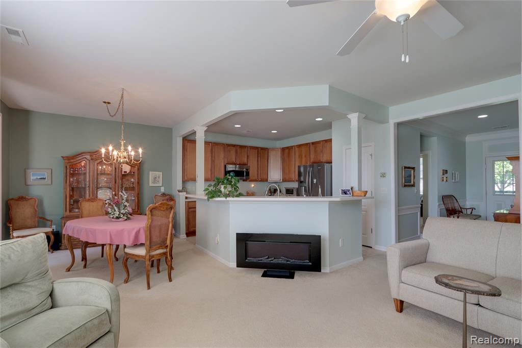 26489 Higgins Way, Flat Rock, MI 48134 — Photo 12