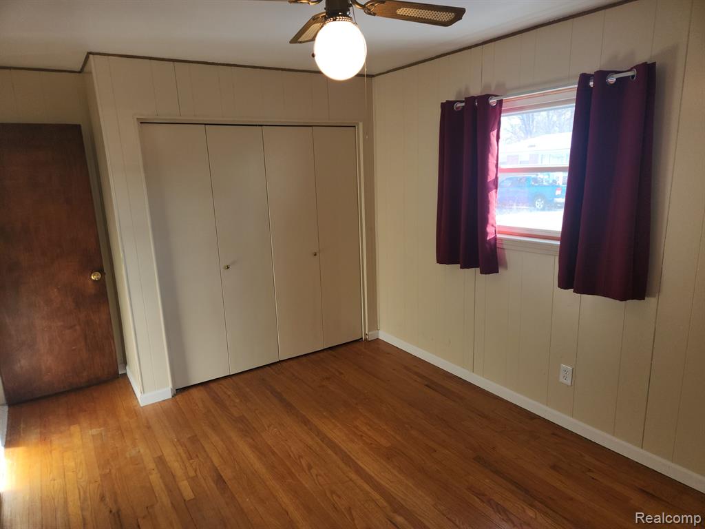 8395 DARLENE Street, Warren, MI 48093 — Photo 16