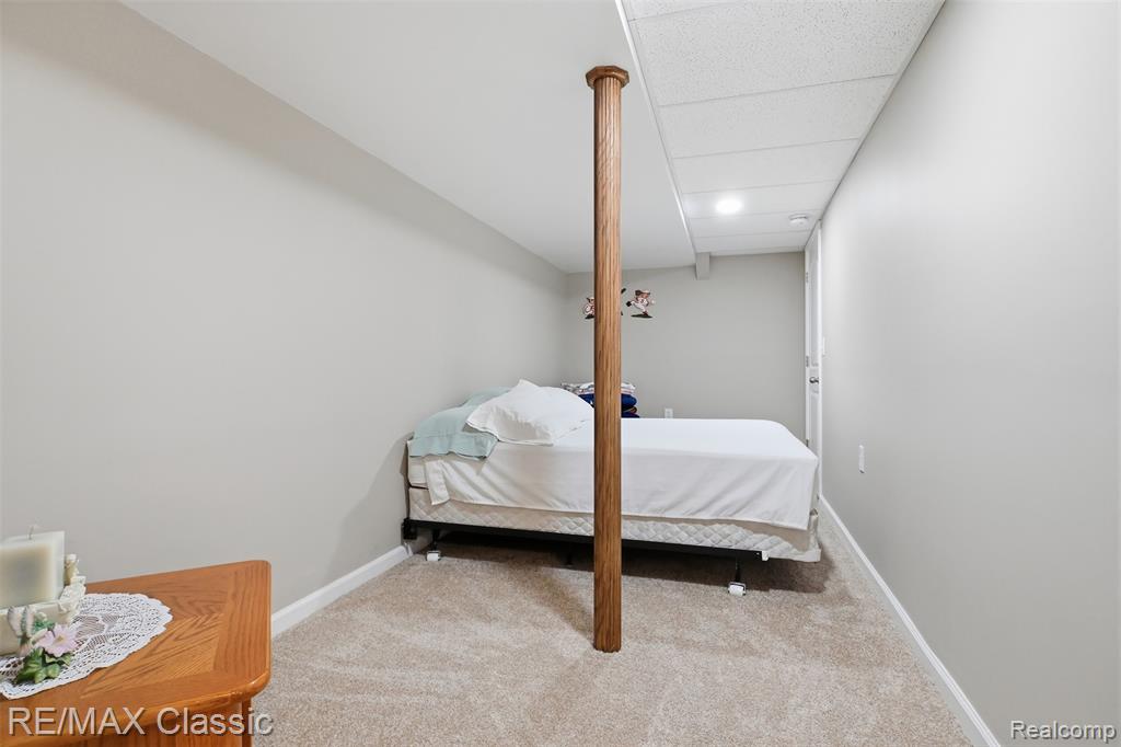 9260 Liberty Court, Livonia, MI 48150 — Photo 19