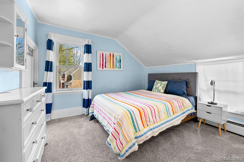 397 KERCHEVAL Avenue, Grosse Pointe Farms, MI 48236 — Photo 33