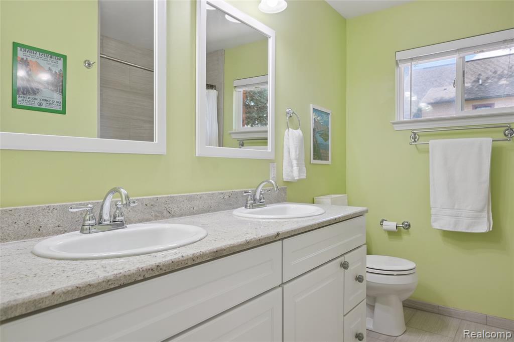 4241 Cooper Avenue, Royal Oak, MI 48073 — Photo 18