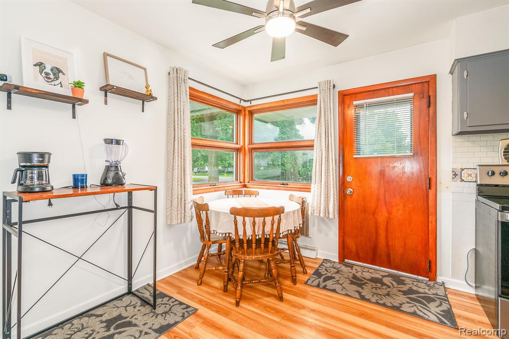 611 N IVANHOE Avenue, Ypsilanti, MI 48198 — Photo 15