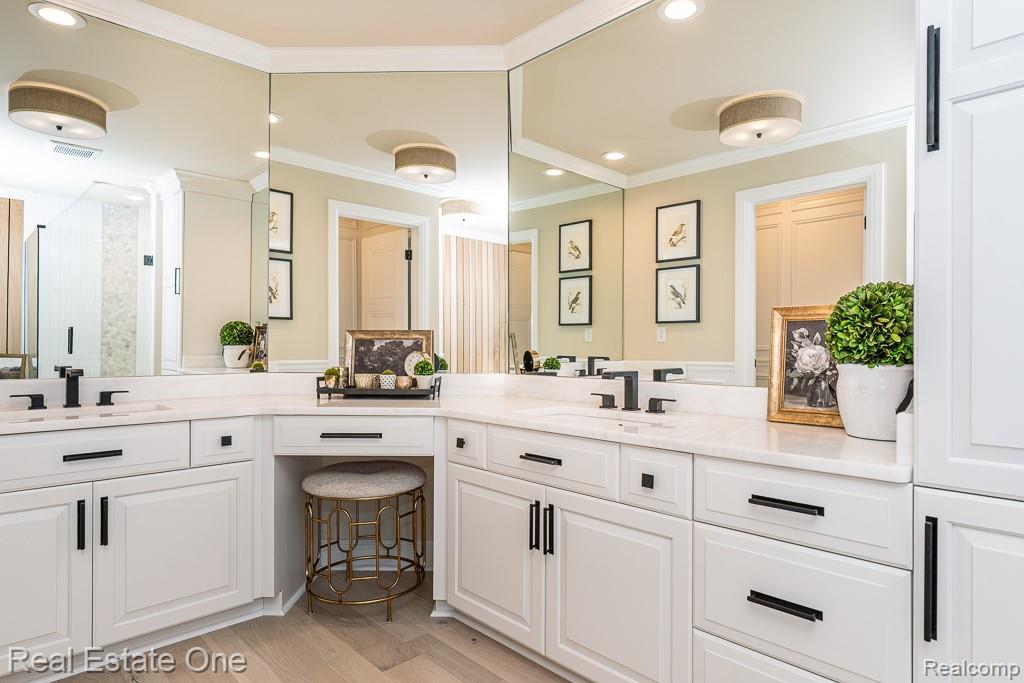 3435 Royal Berkshire Lane, Oakland, MI — Photo 17