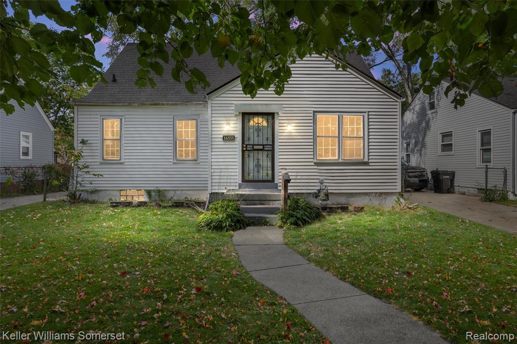 16555 Bramell Street, Detroit, MI 48219 — front exterior