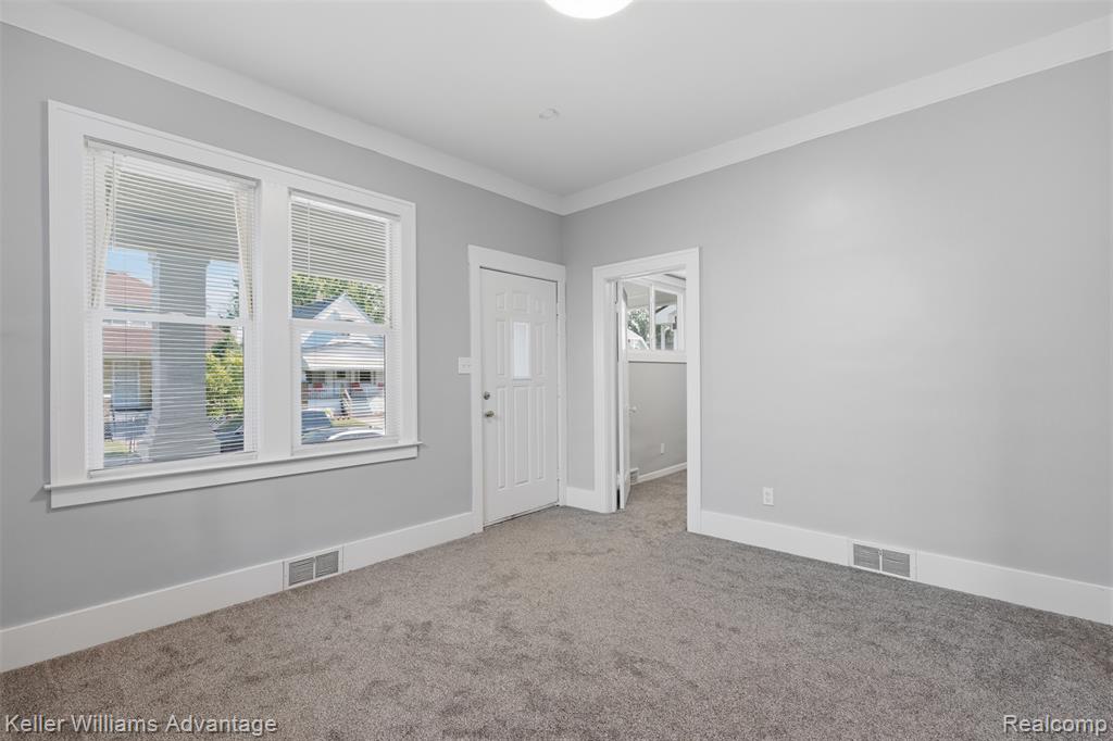 6922 Edward Street, Detroit, MI 48210 — Photo 5