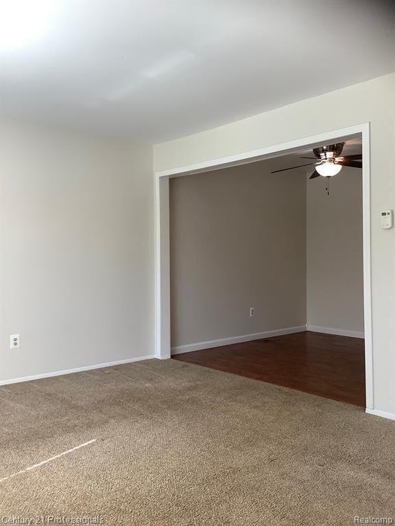 37691 COLONIAL Drive, Westland, MI — Photo 9