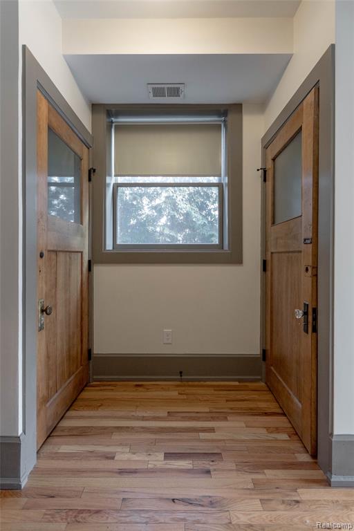 449 W Willis Street, Detroit, MI 48201 — Photo 19