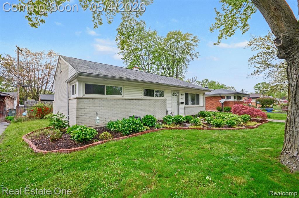 247 Kenyon Drive, Troy, MI 48083 — Photo 2