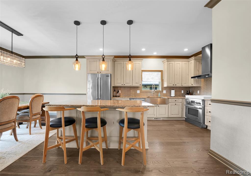 39611 Lakeshore Drive, Harrison Township, MI — Photo 16