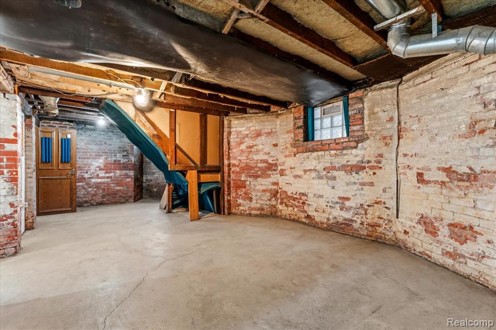 585 W Grand Boulevard, Detroit, MI 48216 — Photo 30