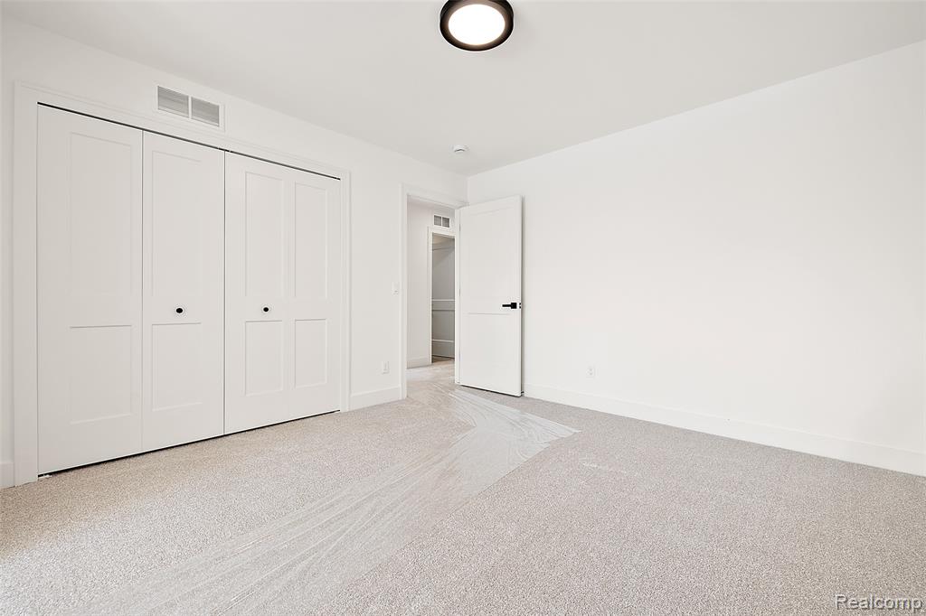 56703 Cortona Drive, Macomb, MI 48042 — Photo 33