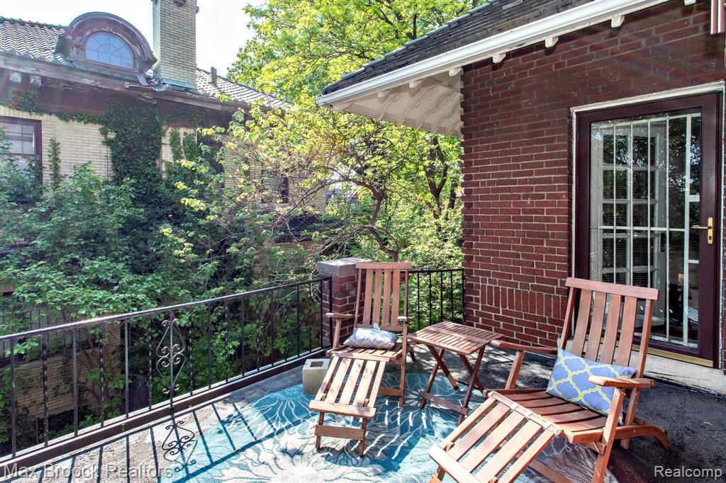 736 CHICAGO Boulevard, Detroit, MI 48202 — Photo 61