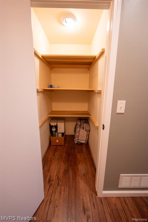 804 S Oak Brook Ridge Drive, 149, Rochester Hills, MI 48307 — Photo 14