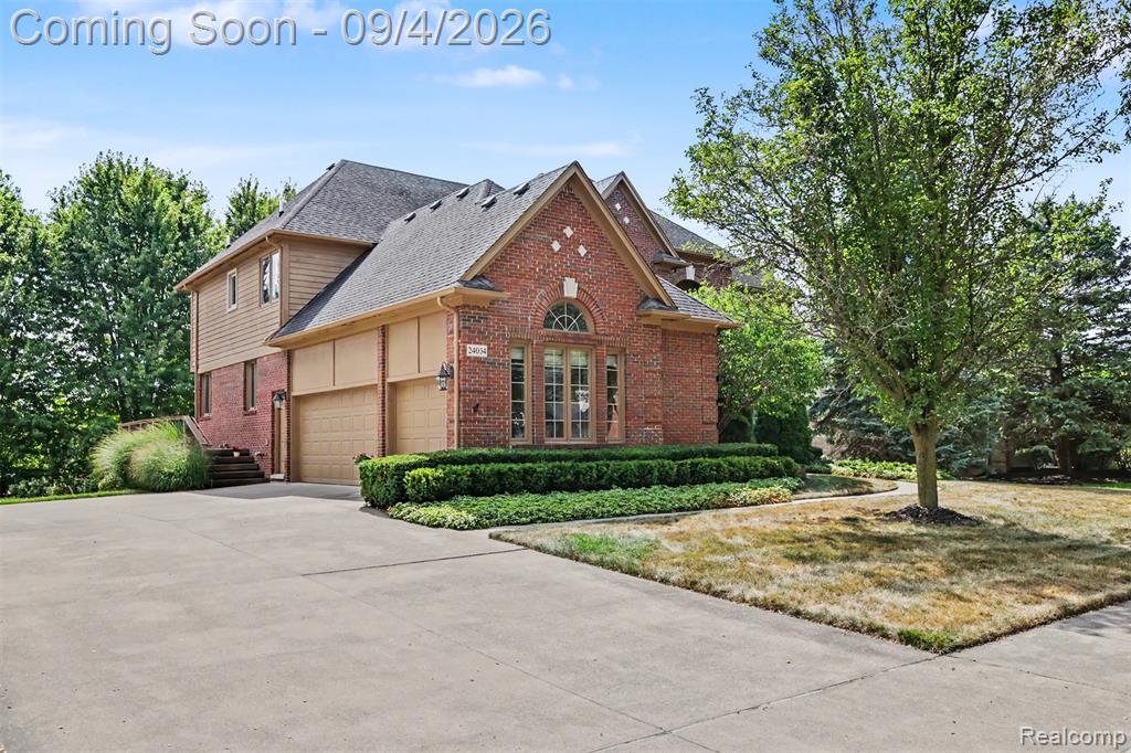 24034 Broadmoor Park Lane, Novi, MI