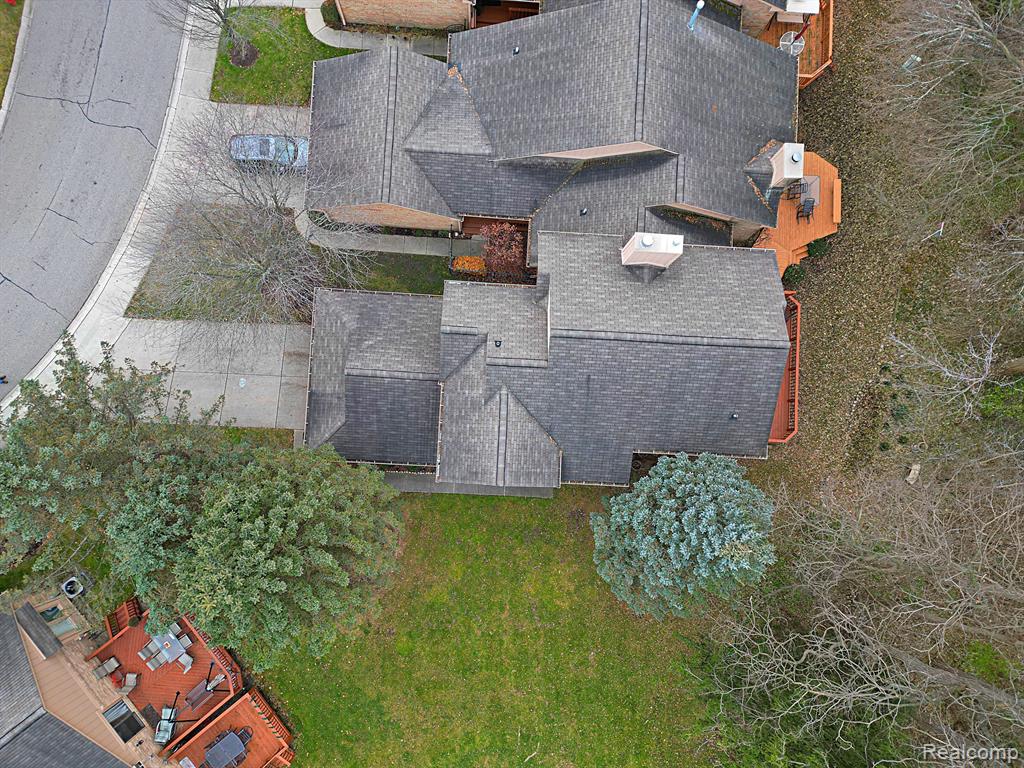 22249 RIVER PINES Drive, Farmington Hills, MI 48335 — Photo 26