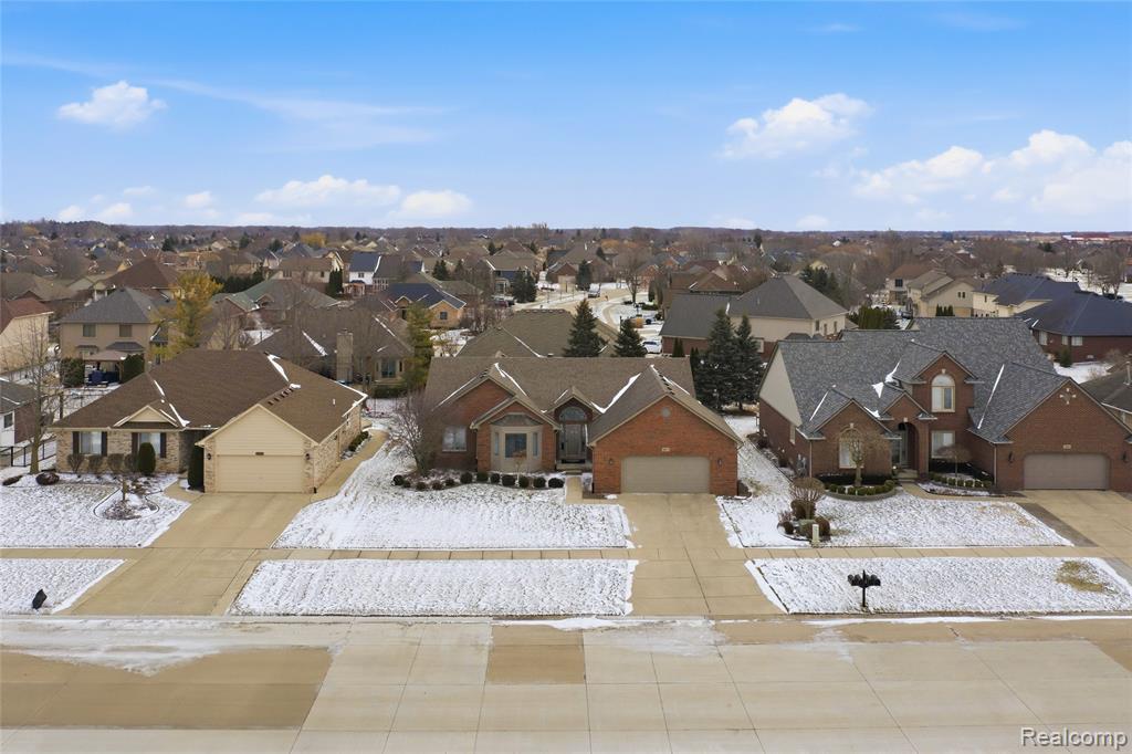 48274 Beacon Square Drive, Macomb, MI 48044 — Photo 48