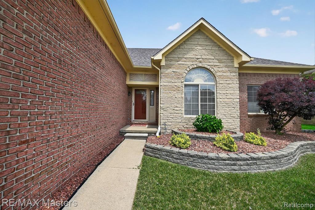 28817 Sugar Island Court, Rockwood, MI — Photo 3