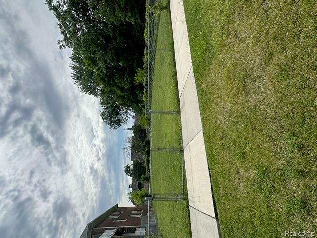 4327 Lakewood Street - Photo 2