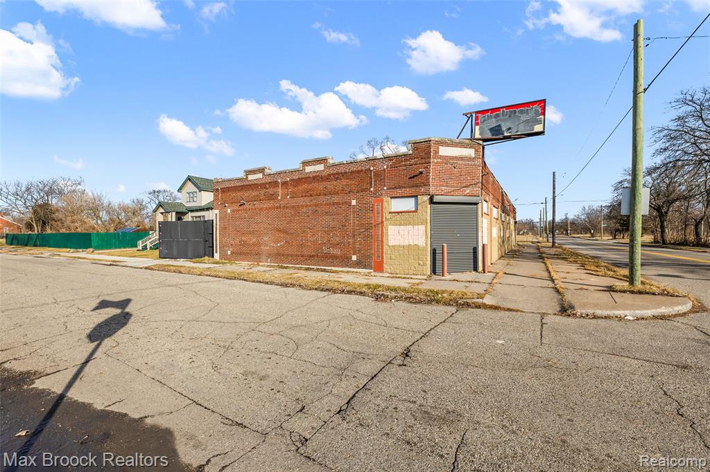 12501 Chalmers Street, Detroit, MI 48205 — Photo 10