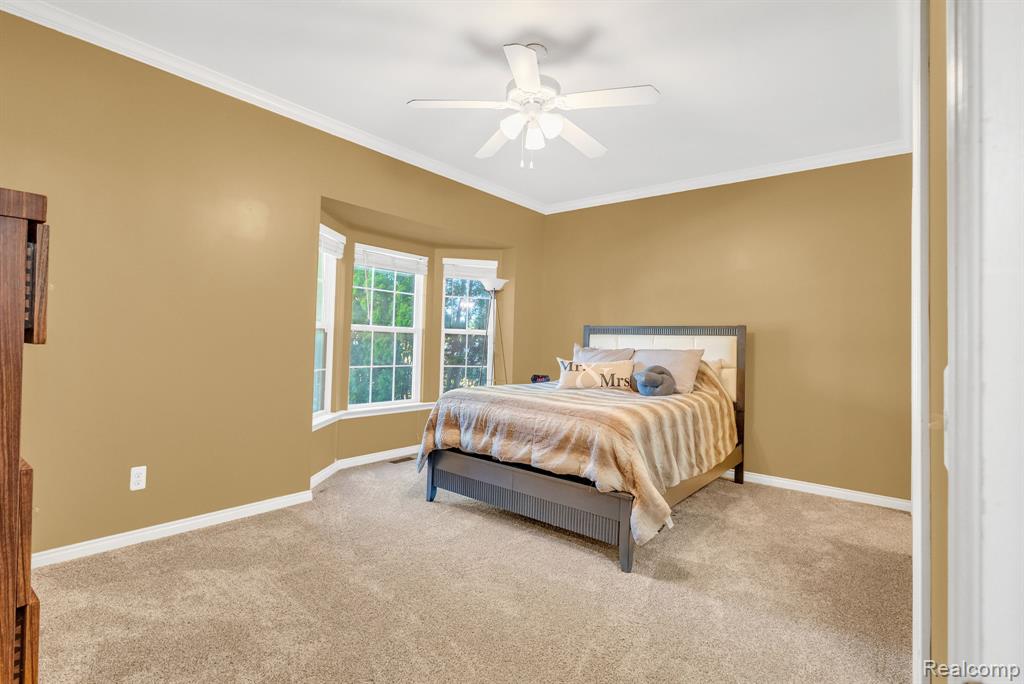 42682 Park Cresent Drive, Sterling Heights, MI 48313 — Photo 20