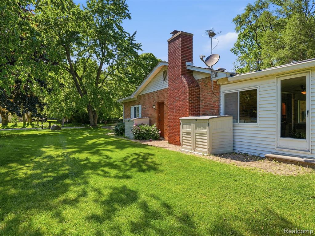 5059 Kidder Road, Almont, MI 48003 — Photo 43