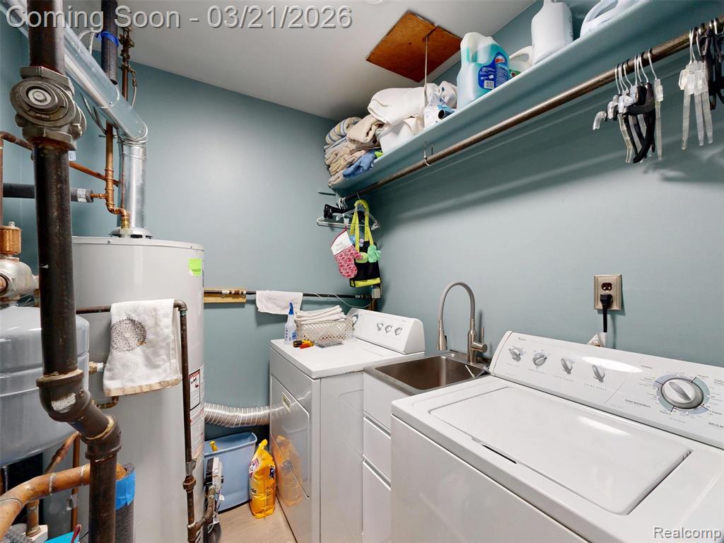 2202 Cook Court, Troy, MI 48083 — Photo 39