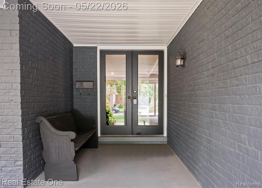 489 Evaline Drive, Troy, MI 48085 — Photo 4