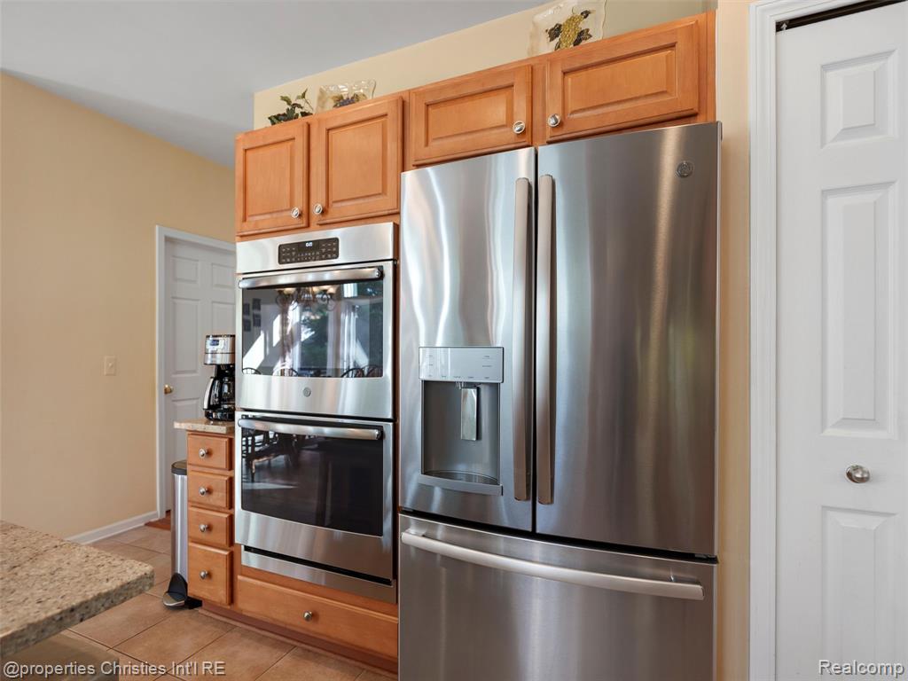 40053 Bexley Way, Northville, MI 48168 — Photo 15