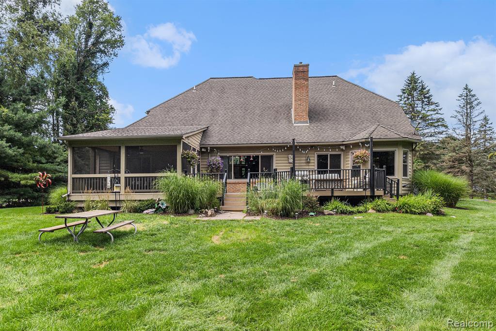 5895 Meadows Drive, Clarkston, MI 48348 — Photo 44