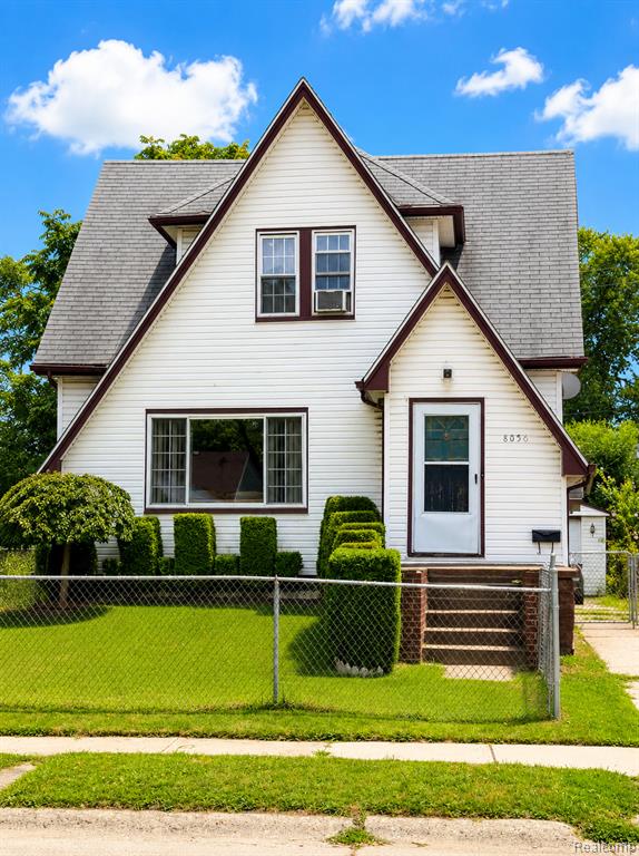 8056 Continental Avenue, Warren, MI 48089