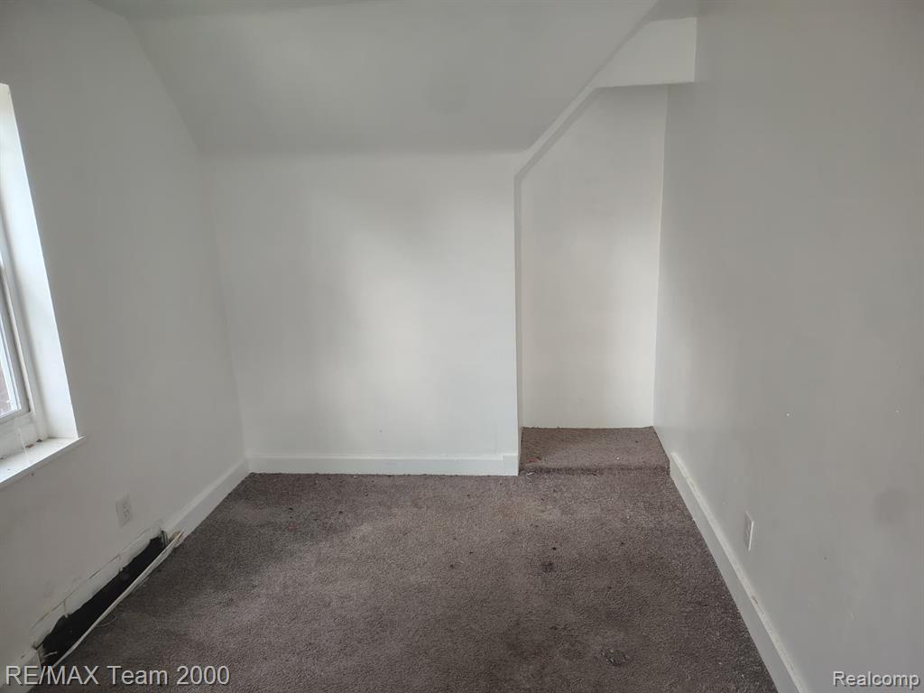 8860 Appoline Street, Detroit, MI 48228 — Photo 40